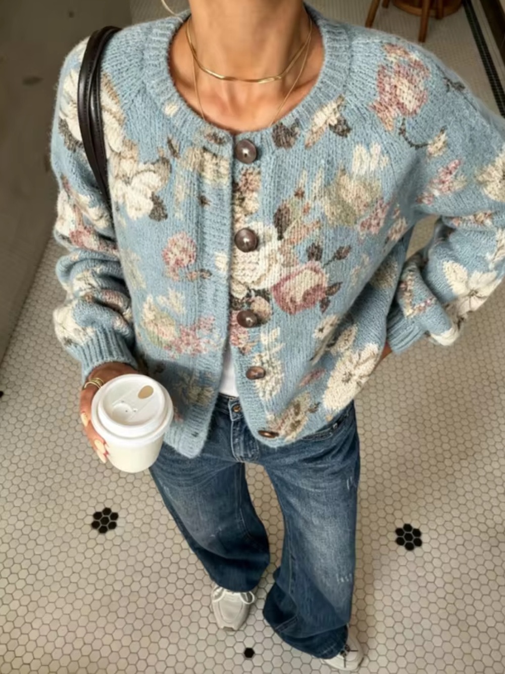 New Style Women's Printed Knitted Cardigan, Retro Printed Round-Neck Front-Butt
